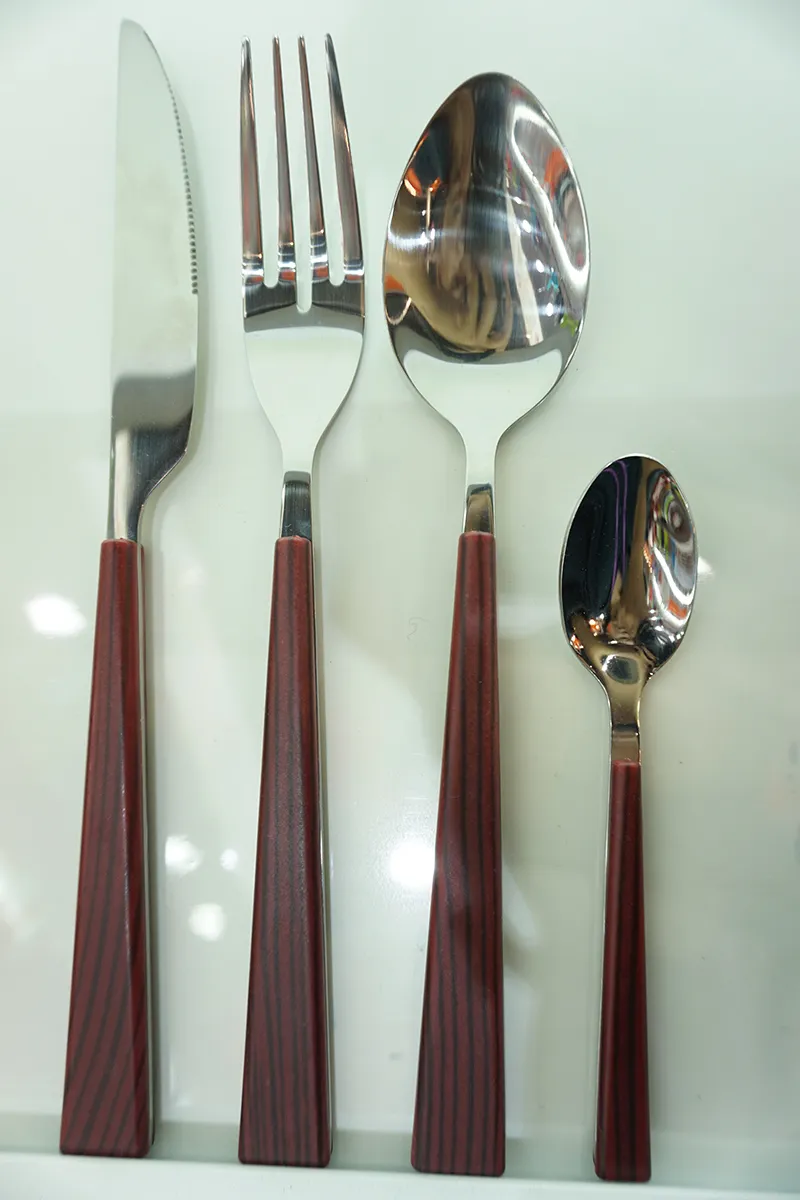 camping travel stainless steel dinnerware sets wooden plastic handles cutlery fork knife spoon flatware sets